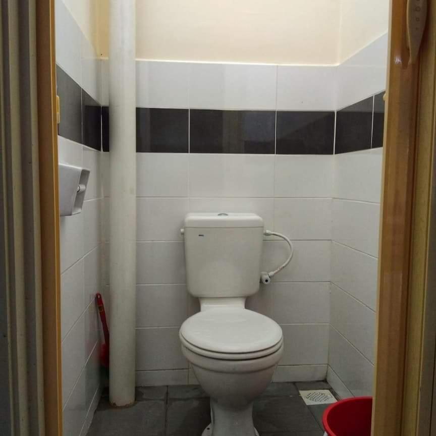 Dadide Guesthouse Alor Gajah Εξωτερικό φωτογραφία