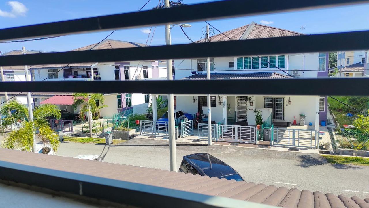 Dadide Guesthouse Alor Gajah Εξωτερικό φωτογραφία